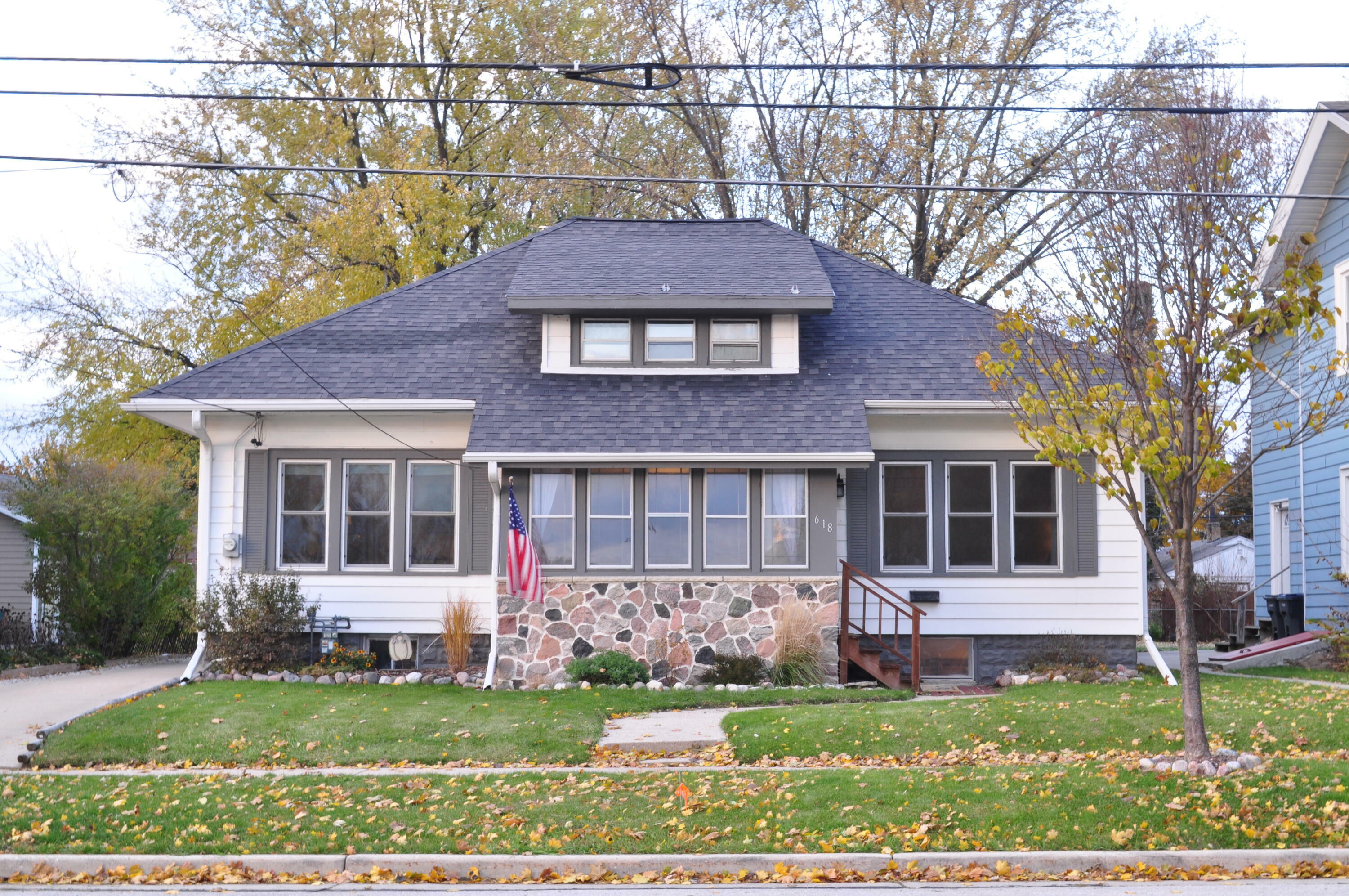 Property Photo:  618 W College Ave  WI 53186 