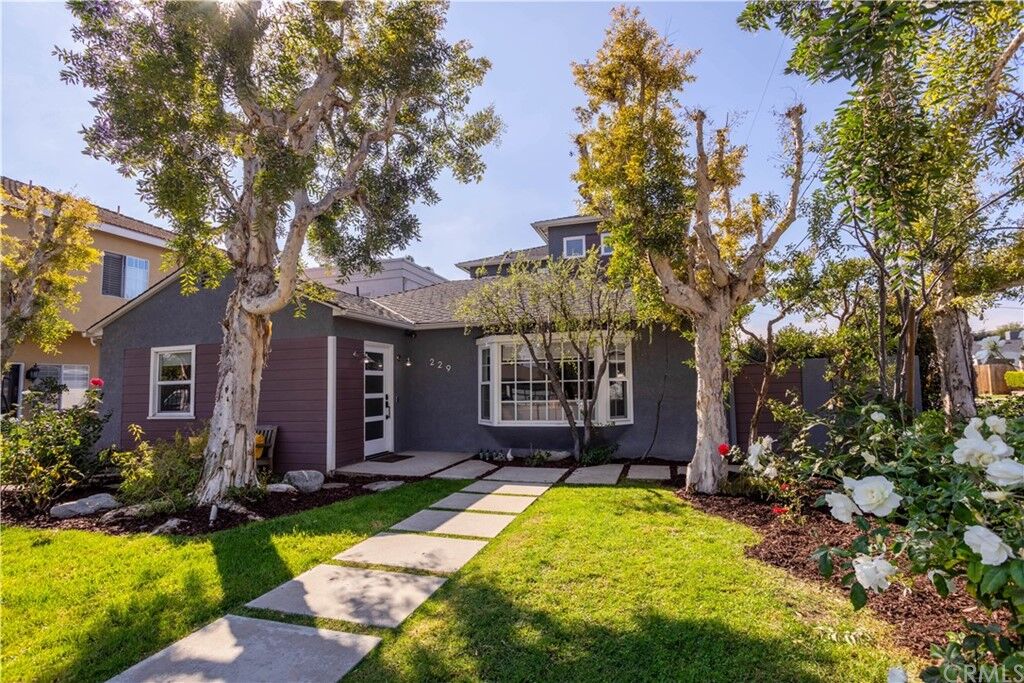 Property Photo:  229 Santa Isabel Avenue  CA 92627 