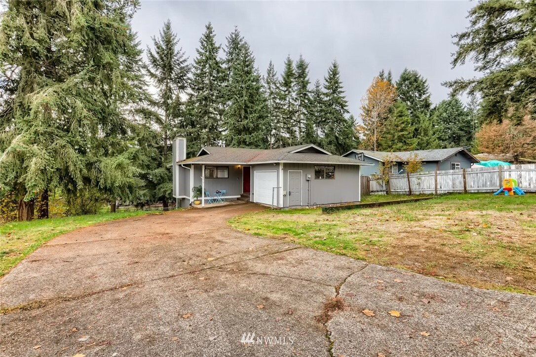 Property Photo:  6610 162nd Street Ct E  WA 98375 