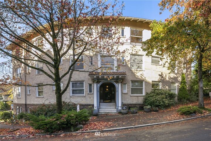 606 E Thomas Street O  Seattle WA 98102 photo