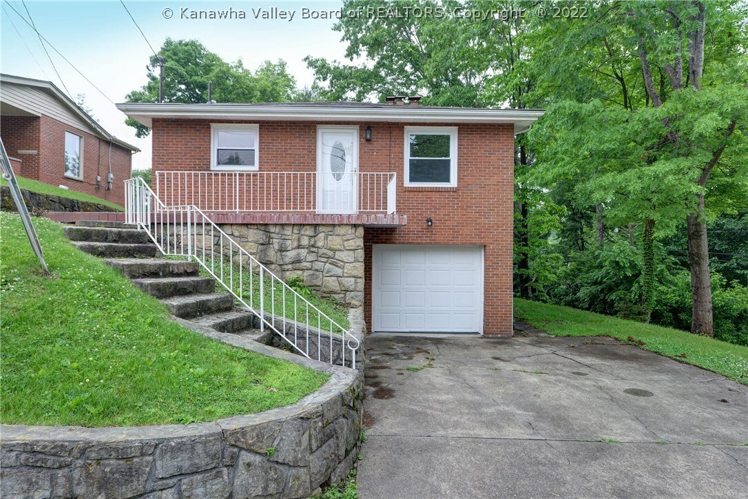 Property Photo:  2615 Hollister Drive  WV 25302 