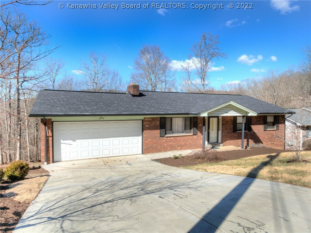 Property Photo: 15 Barrington Road WV 25143