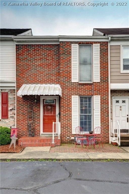 Property Photo: 911 Pennsylvania Avenue 5 WV 25177