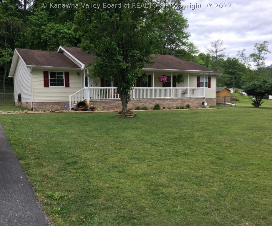 Property Photo: 200 Johnathan Lane WV 25541