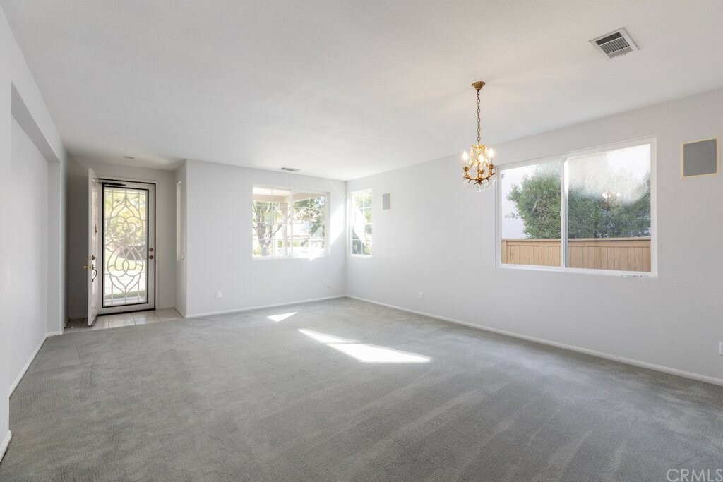 Property Photo:  43557 Savona Street  CA 92592 