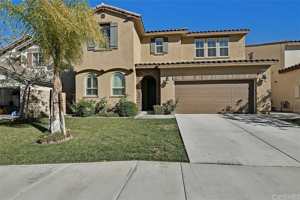 28242 Houston Court  Saugus CA 91350 photo