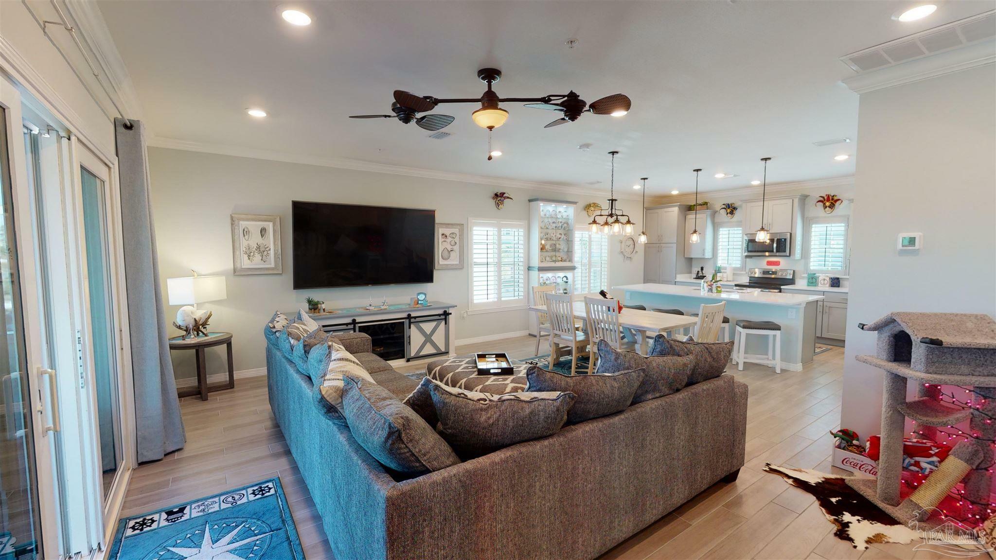 Property Photo: 14278 Beach Heather Ct FL 32507