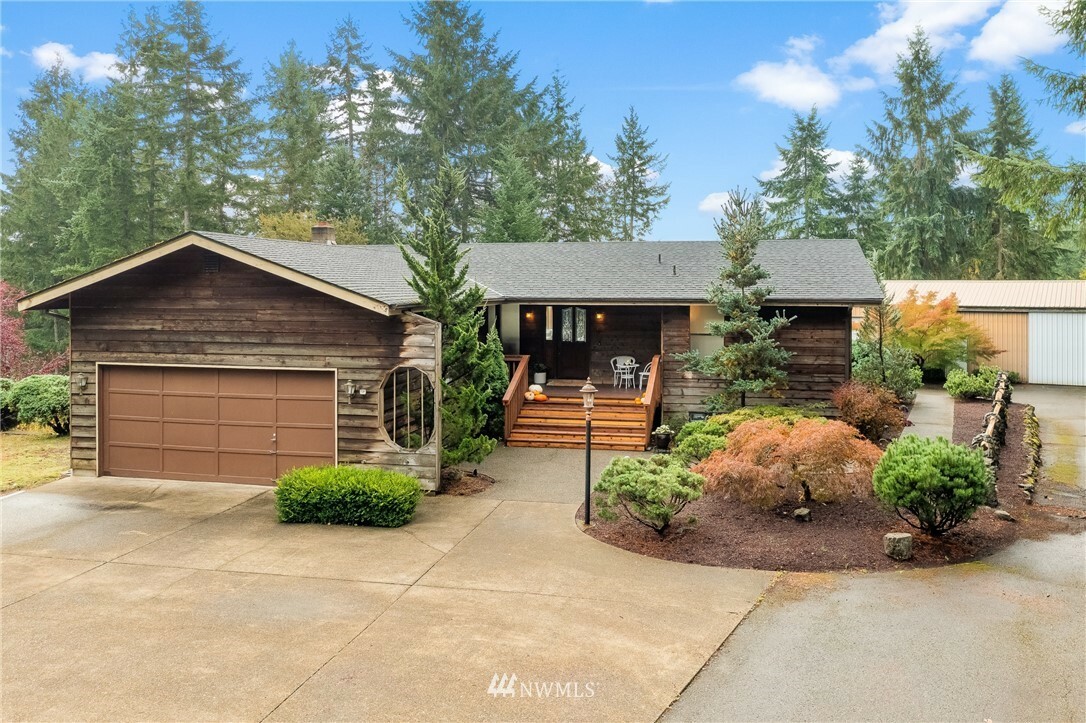 Property Photo:  3590 SE Burley Olalla Road  WA 98359 