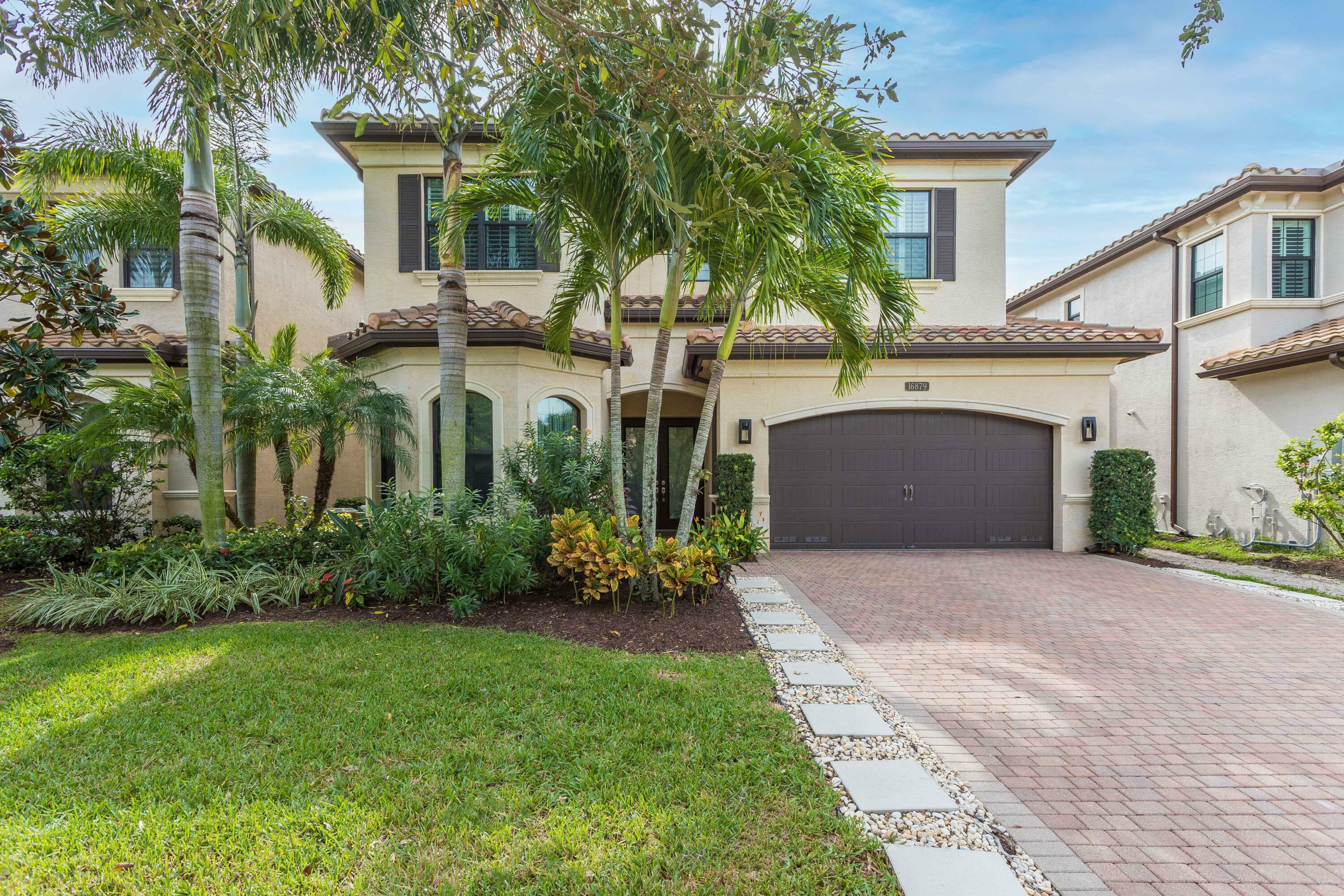 Property Photo:  16879 Bridge Crossing Circle  FL 33446 