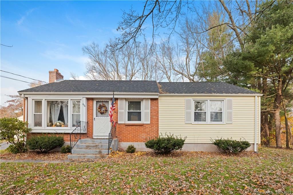 Property Photo:  654 Goodwin Street  CT 06108 