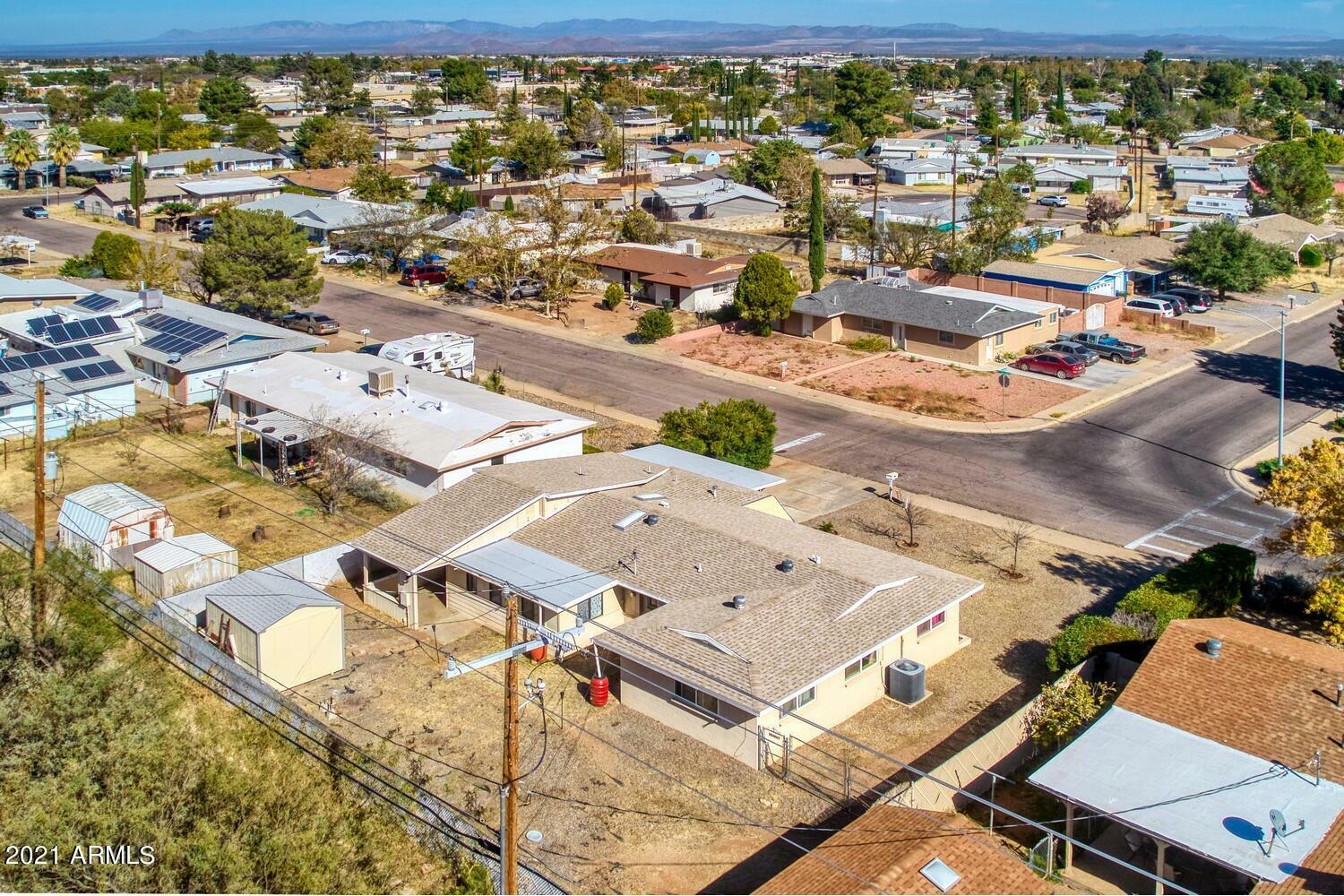 Property Photo: 764 Calle Del Norte -- AZ 85635
