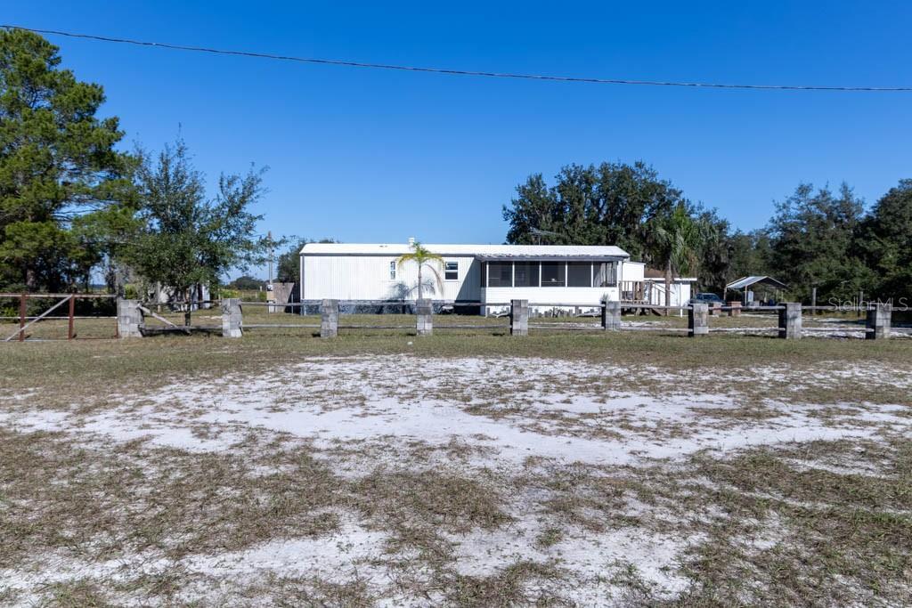 Property Photo:  5220 Straw Avenue  FL 33859 