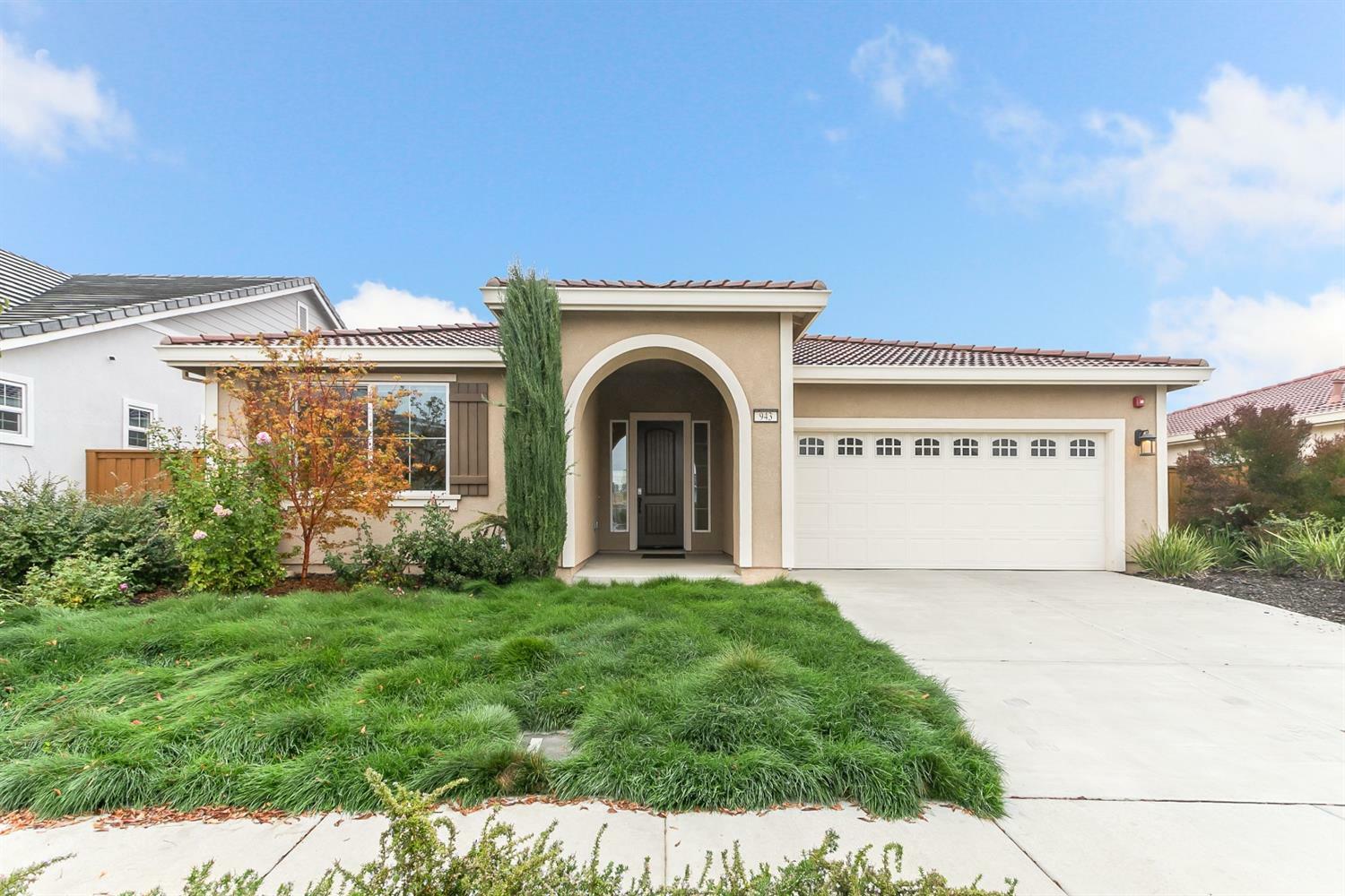 Property Photo:  943 Kennedy Drive  CA 95694 