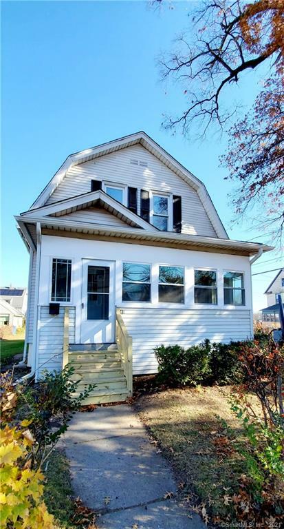 Property Photo:  49 Mountain Street  CT 06106 