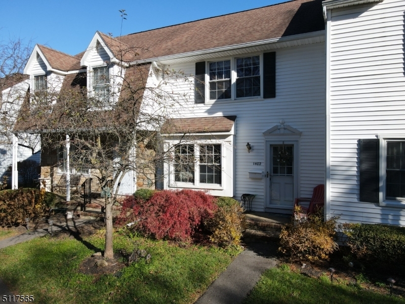 Property Photo:  1402 Washington Cmn  NJ 08844 