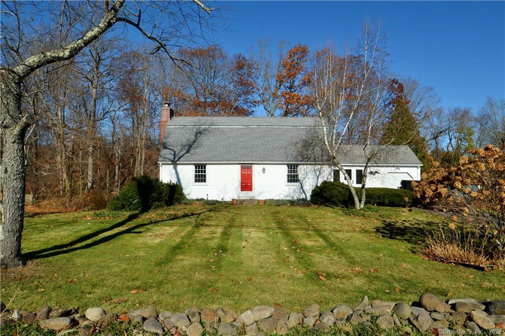 Property Photo:  58 Mansion Road  CT 06492 