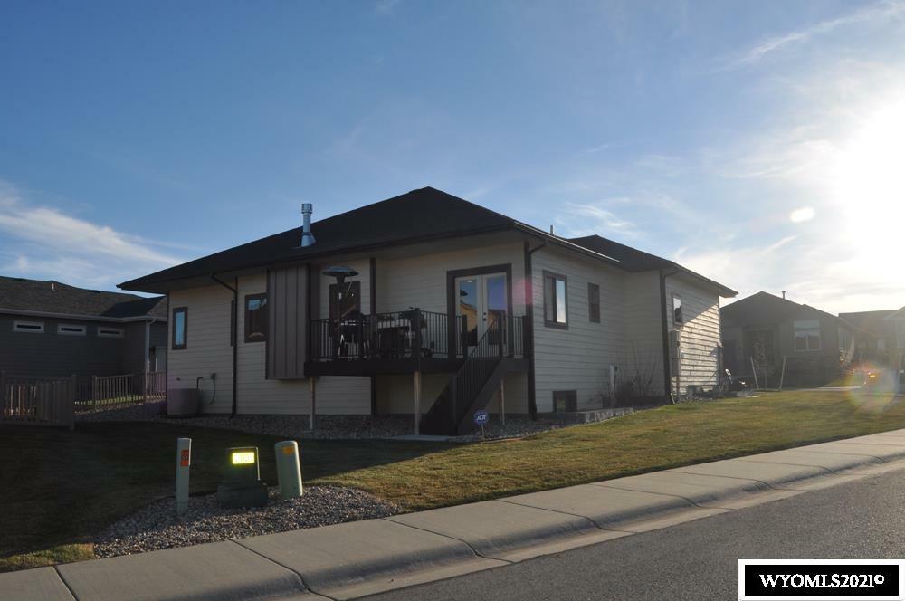 Property Photo:  5212 Henning Loop  WY 82609 