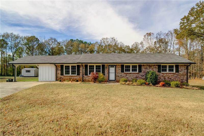 Property Photo: 139 N River Drive GA 30188