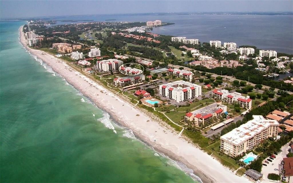 Property Photo: 2055 Gulf Of Mexico Drive G2-108 FL 34228