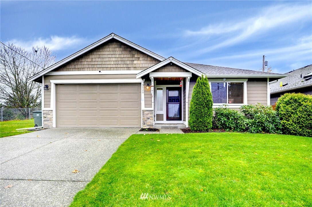 Property Photo:  3520 19th Street  WA 98201 