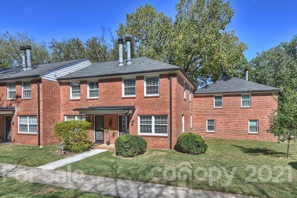Property Photo: 200 N Laurel Avenue 5B NC 28207