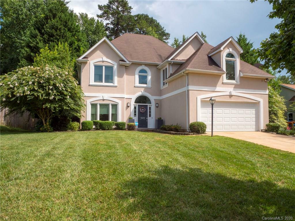 Property Photo:  1809 Thornblade Ridge Drive  NC 28105 