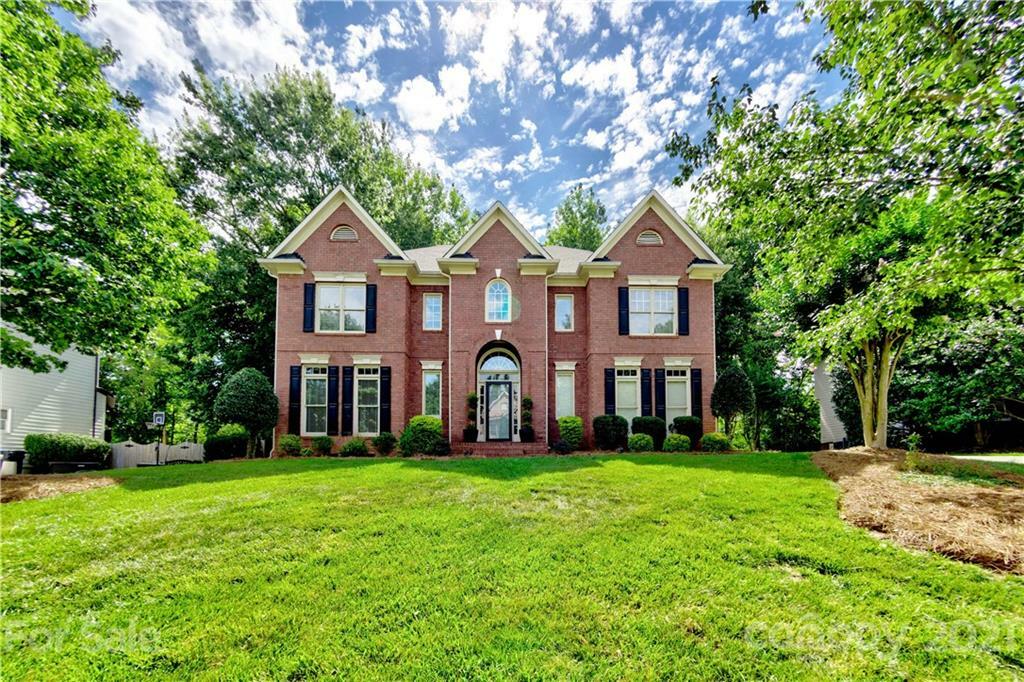 Property Photo: 17021 Laurelmont Court SC 29707