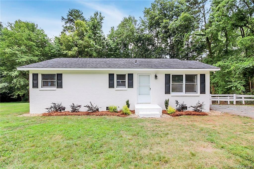 Property Photo:  3800 Vanderburg Drive S  NC 28025 