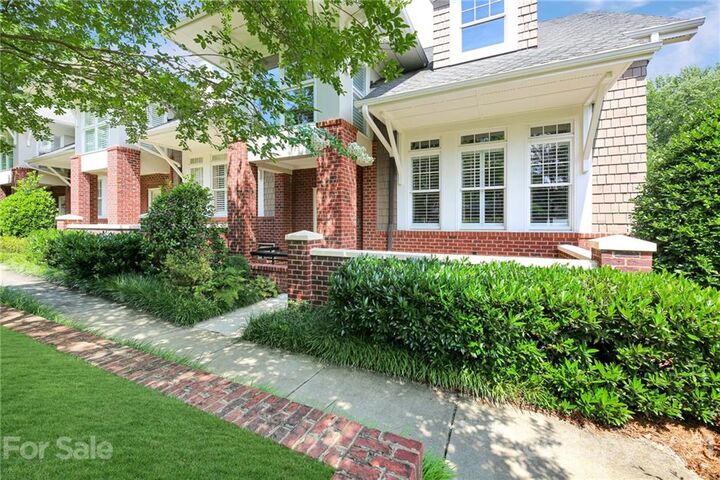 6320 Mission Place  Charlotte NC 28210 photo
