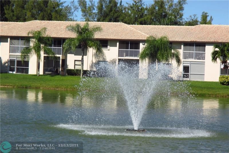 Property Photo: 5520 Lakeside Dr 102 FL 33063