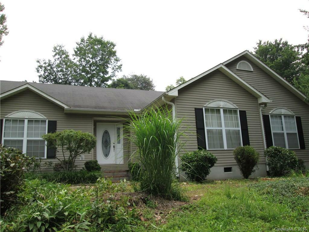 Property Photo:  200 Merriwood Lane 9999  NC 28791 