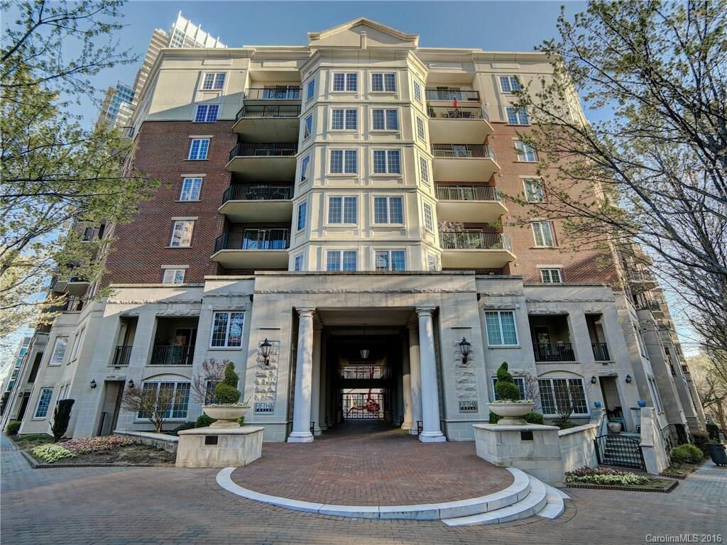 Property Photo:  300 W 5th Street 553  NC 28202 