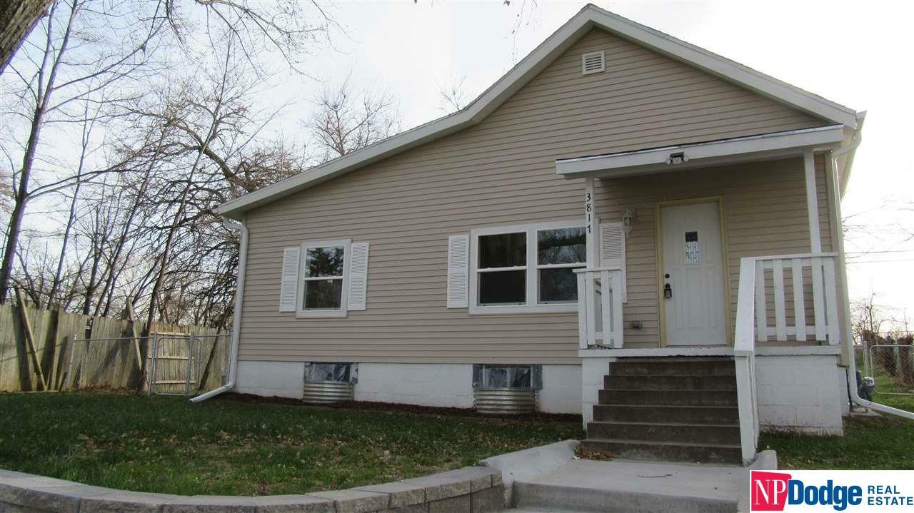 Property Photo:  3817 Saratoga  NE 68111 