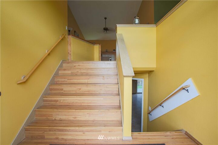 Property Photo: 3907 230th Street Ct E WA 98387