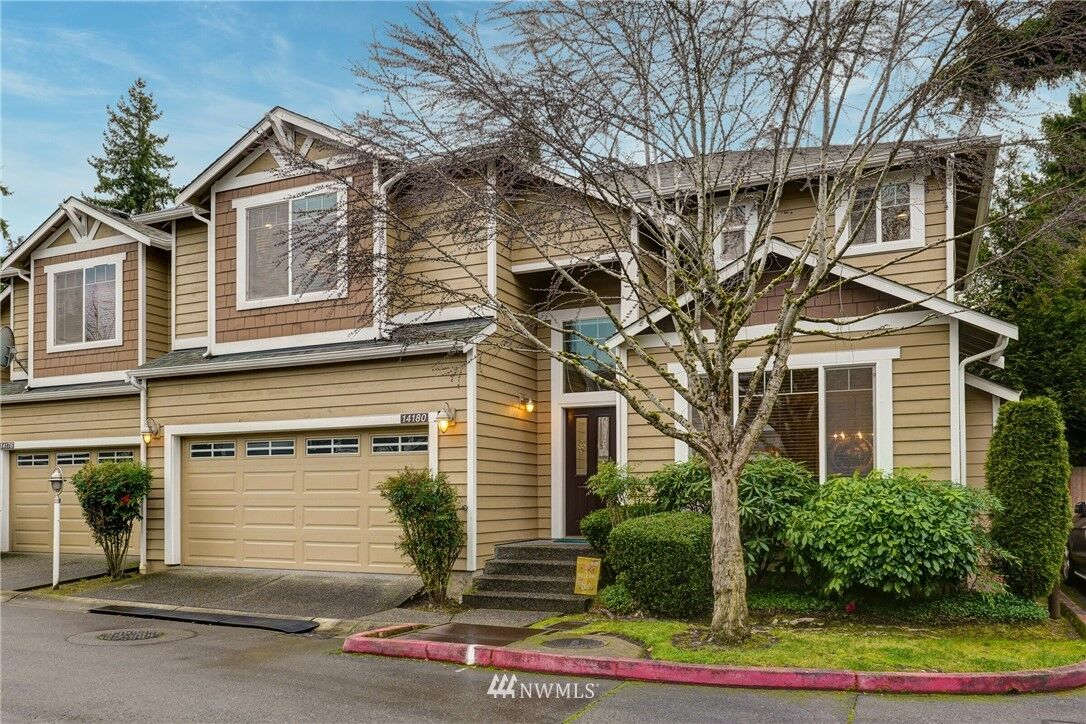Property Photo: 14160 SE 8th Street 14180 WA 98007