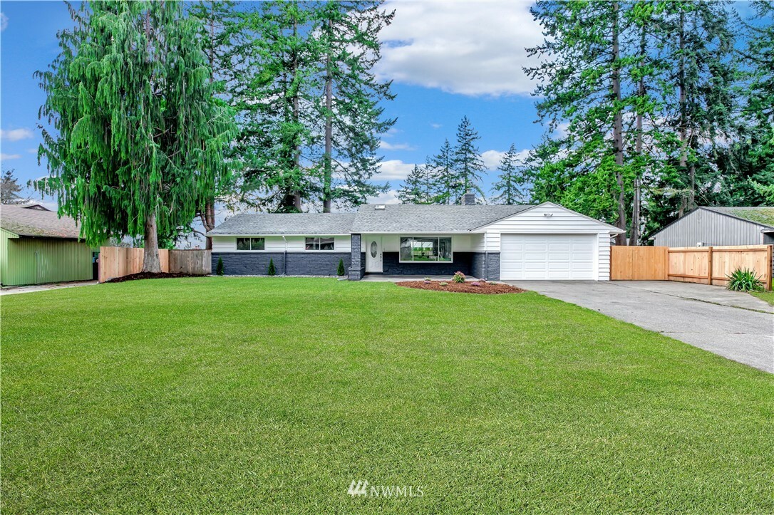 Property Photo:  8920 26th Ave S  WA 98499 