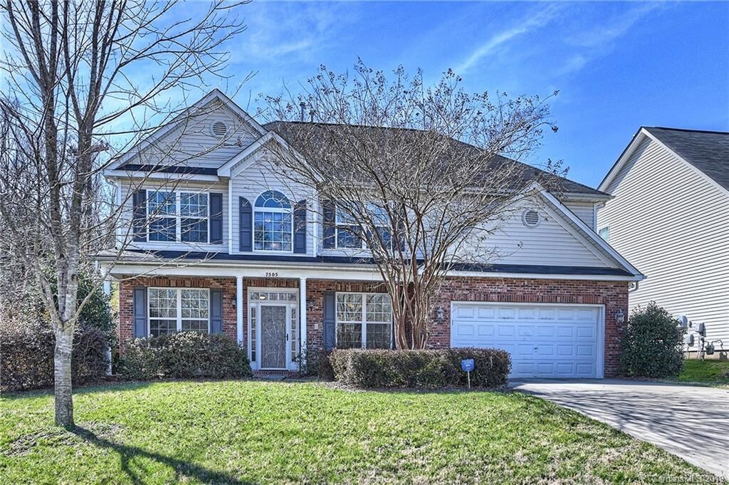 Property Photo:  7505 Rockland Drive  NC 28213 