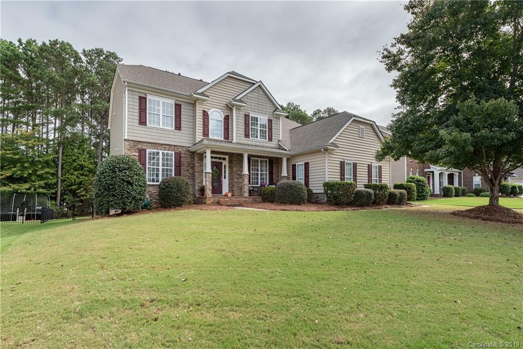 Property Photo:  625 Springwood Drive  NC 28173 