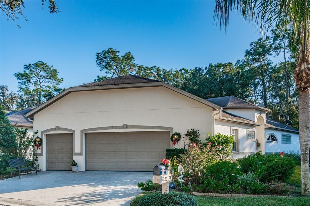 Property Photo: 5220 Fairway One Drive FL 33596