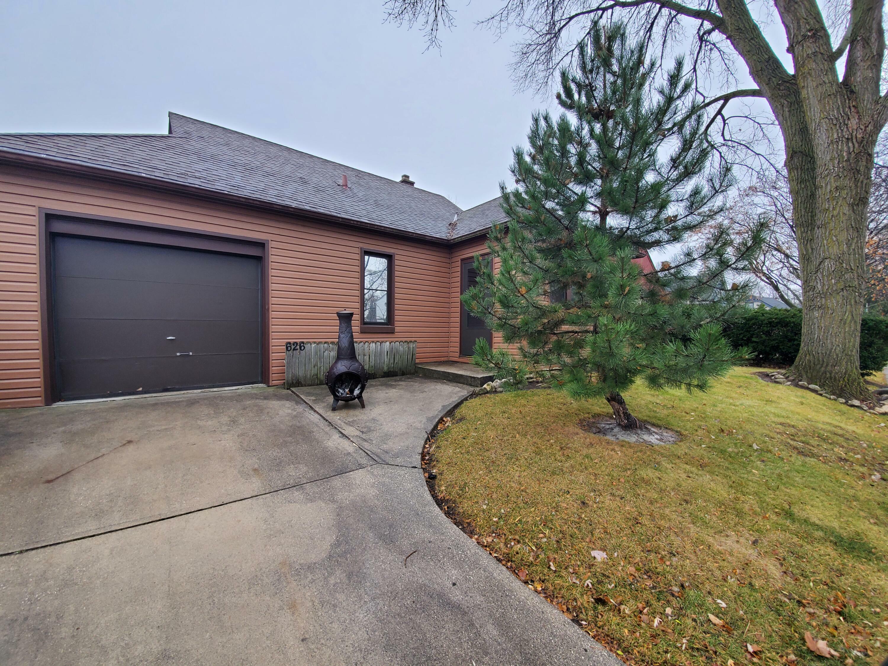 Property Photo:  626 S 104th St  WI 53214 