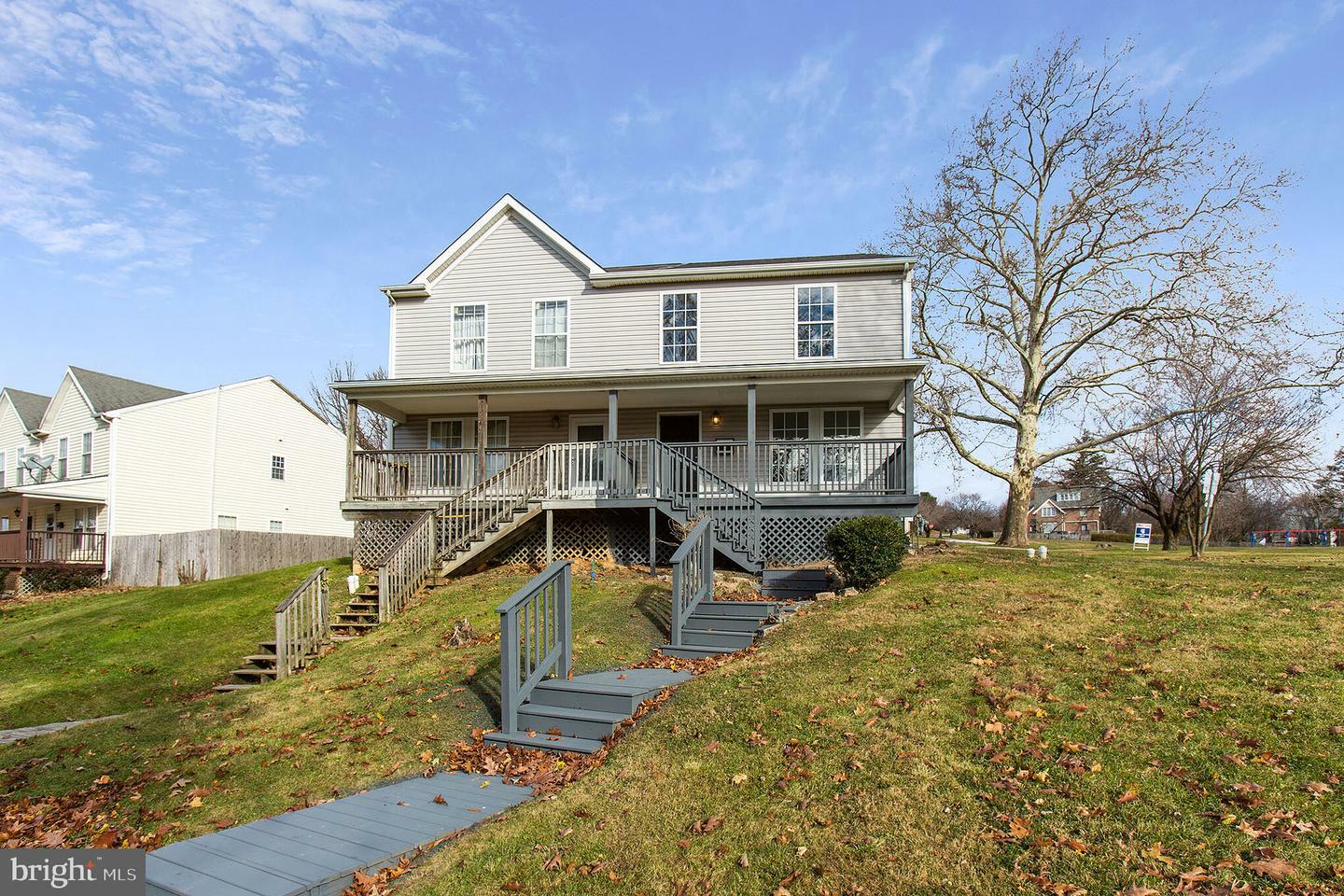 Property Photo:  19 Parkway Drive  PA 19320 