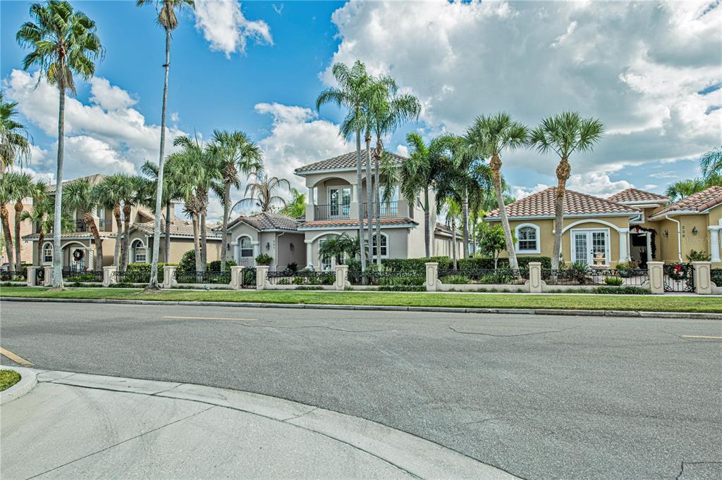 Property Photo: 231 Ponce De Leon Avenue FL 34285