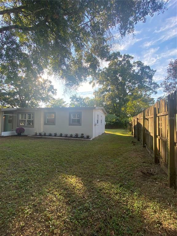 Property Photo:  407 Shamrock Road  FL 33511 