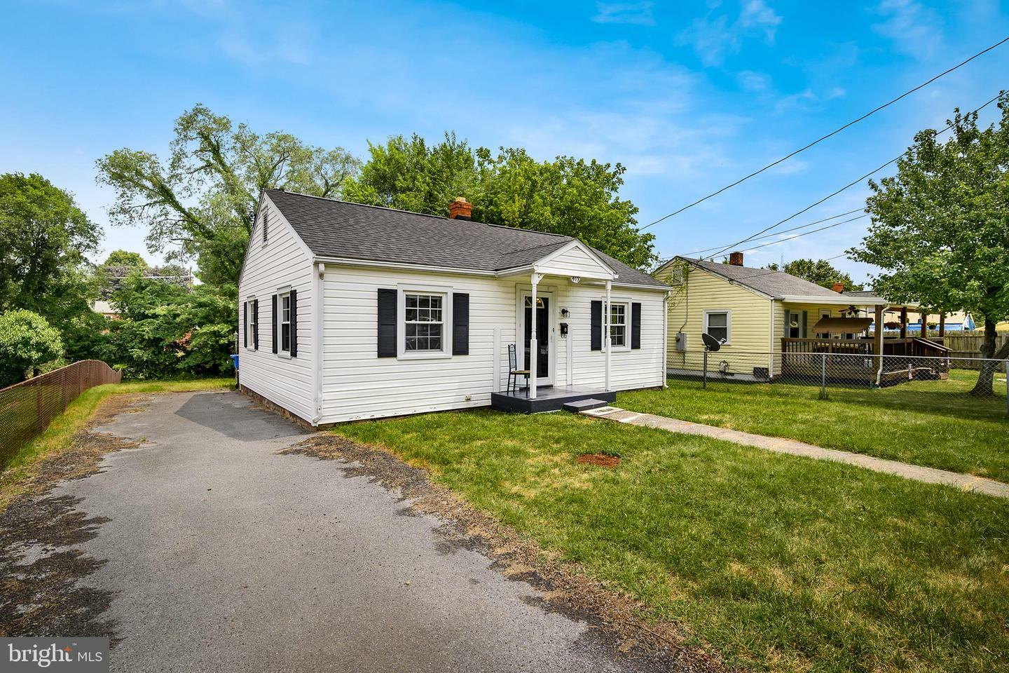 Property Photo:  413 Belair Ave  VA 22630 