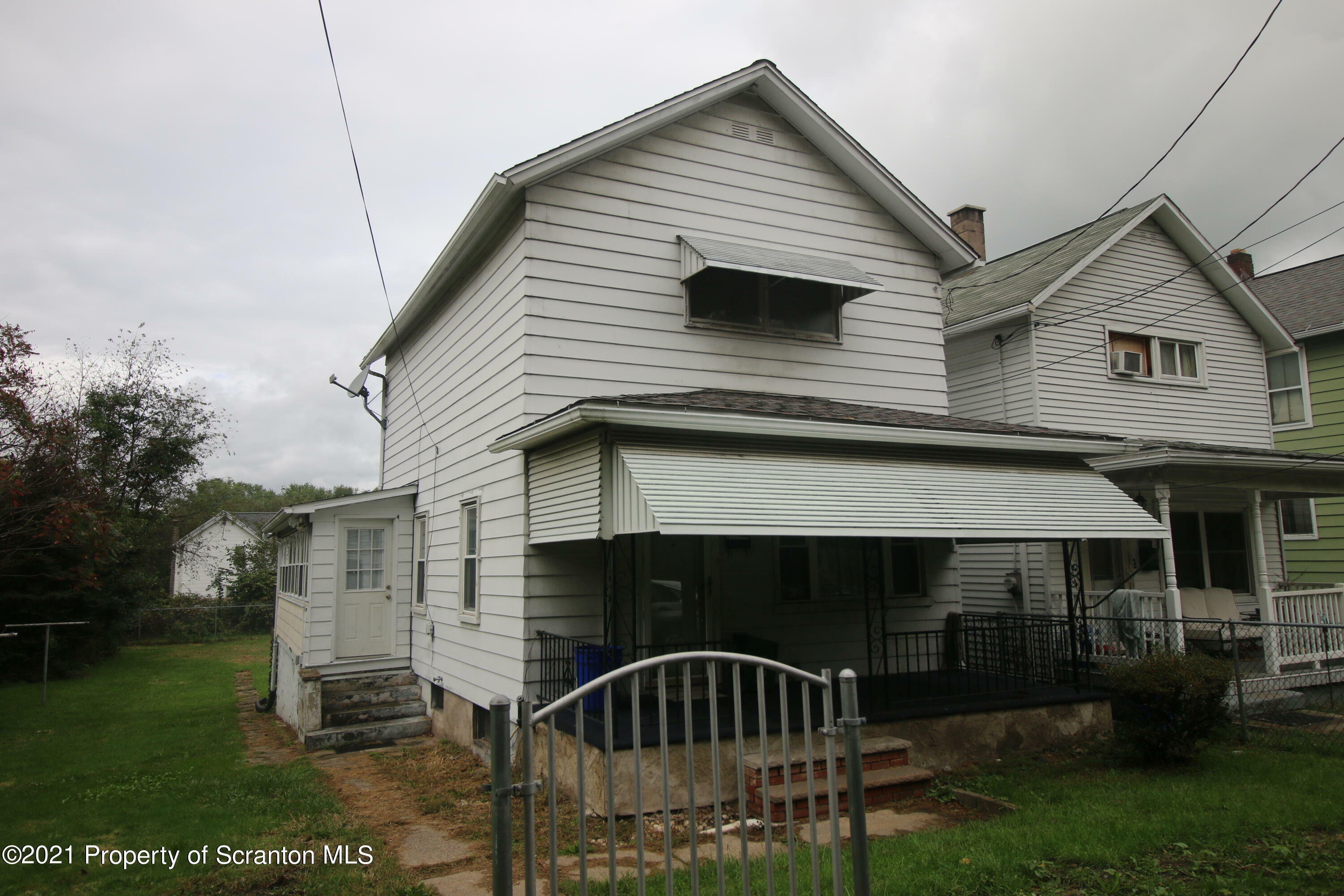 Property Photo:  110 Cliff St  PA 18640 