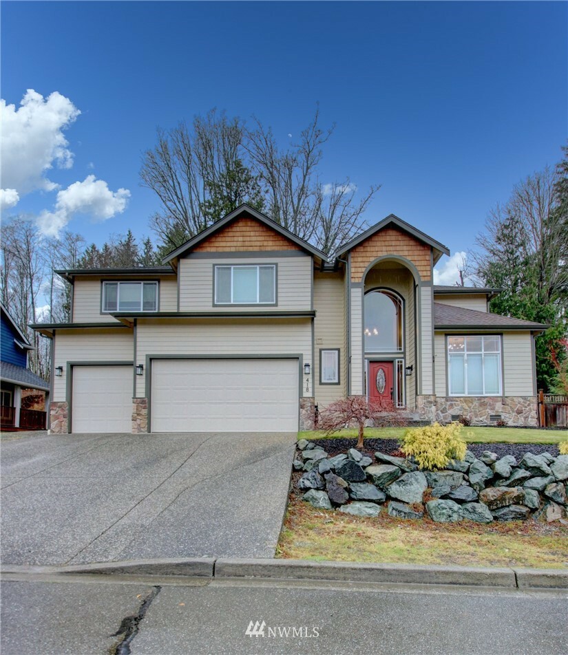 Property Photo:  418 Longtime Lane  WA 98284 