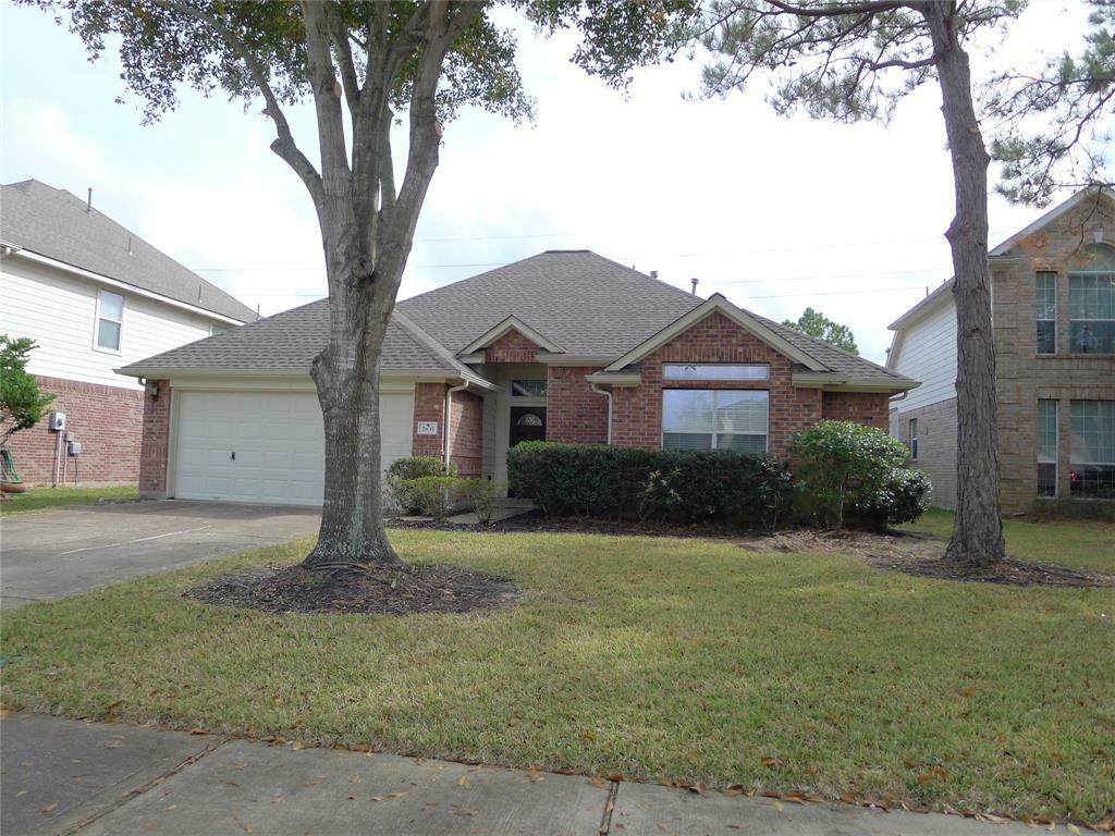 Property Photo:  2835 Falcon Knoll Lane  TX 77494 