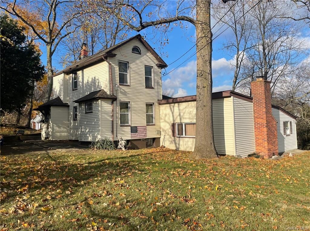 Property Photo:  31 W Prospect Avenue  NY 10607 