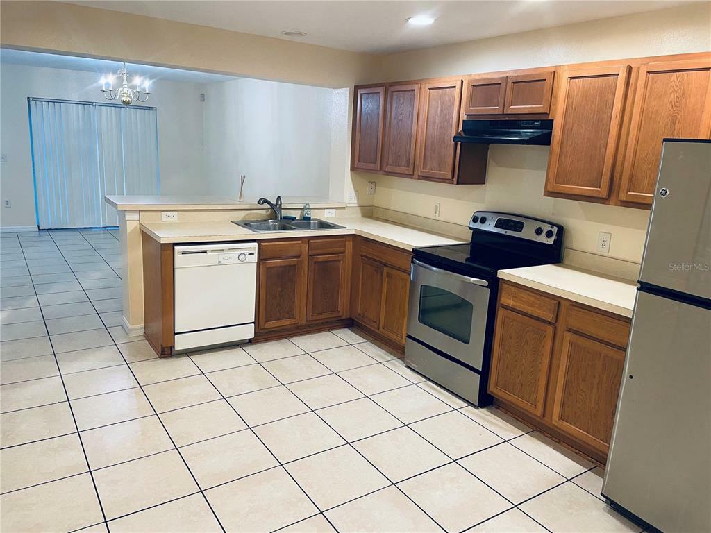 Property Photo:  350 Winter Nellis Circle  FL 34787 