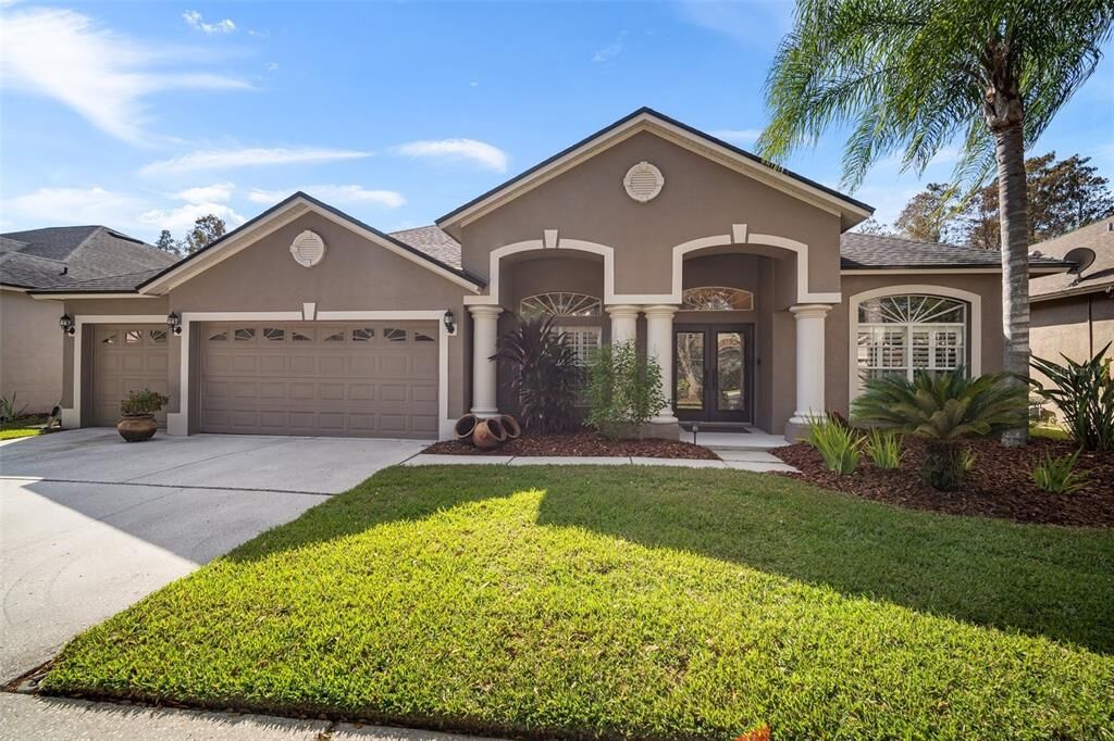 Property Photo:  19512 French Lace Drive  FL 33558 